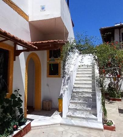 Nikis Apartments Agios Gordios  Exterior foto