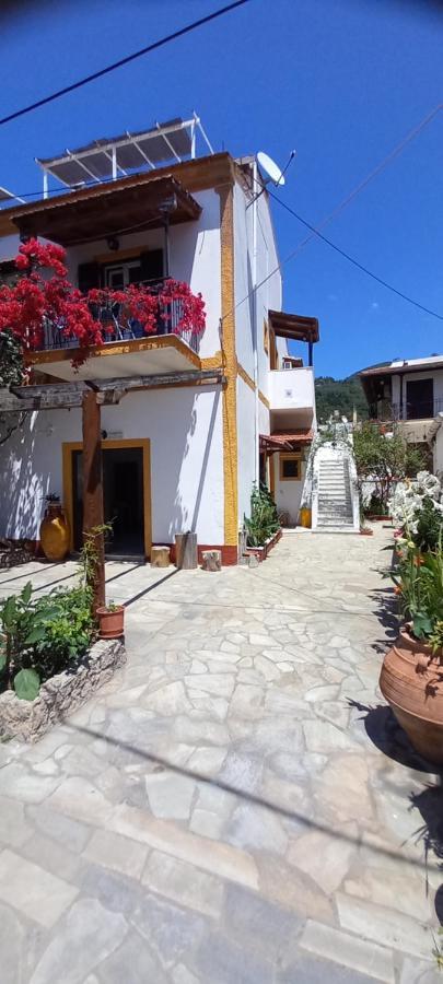 Nikis Apartments Agios Gordios  Exterior foto