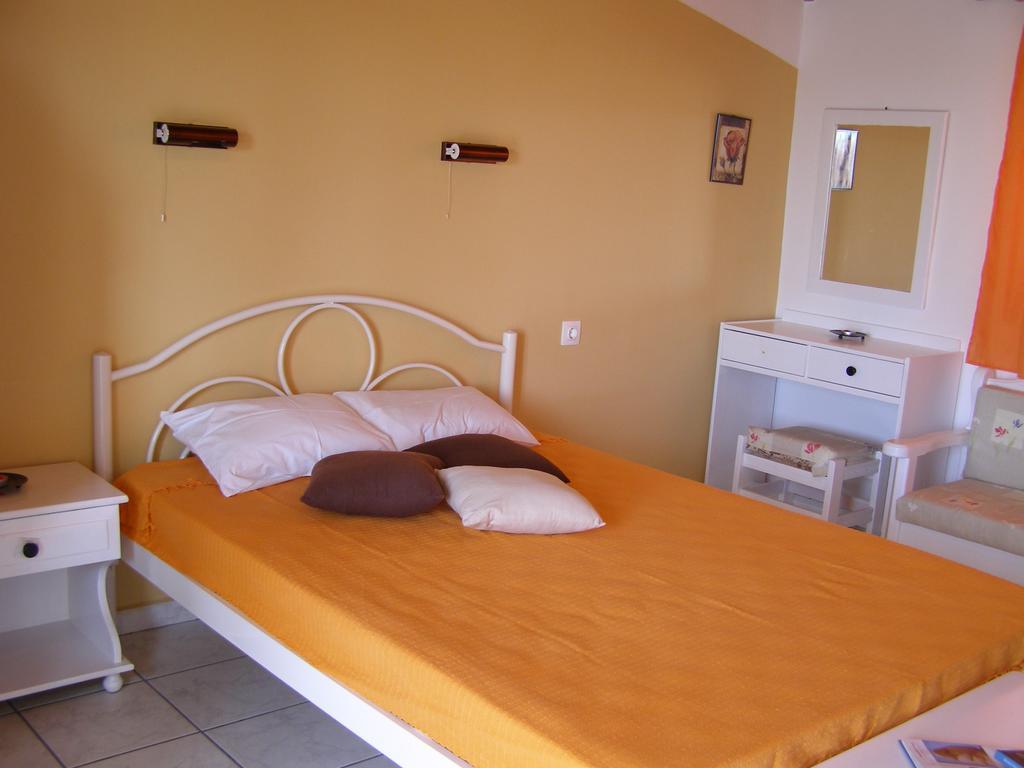 Nikis Apartments Agios Gordios  Cameră foto
